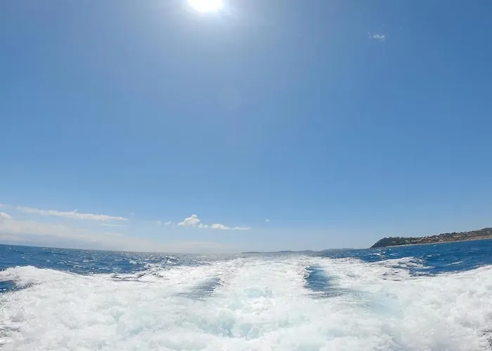 Πλωτό κατάλυμα Cris Craft 380 Cont Boat