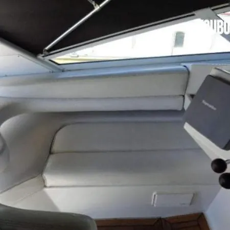 Úszó hotel Cris Craft 380 Cont Boat Fréjus